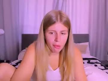 kirraa_ from Chaturbate
