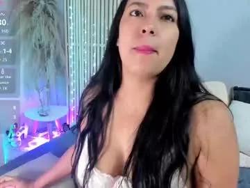 Kissasins22 from Chaturbate