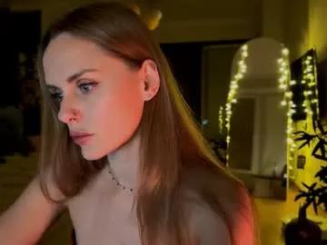 Kissnova_ from Chaturbate