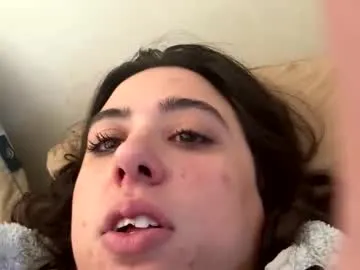 Kitty3202 from Chaturbate