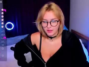 kitty_cuteness from Chaturbate