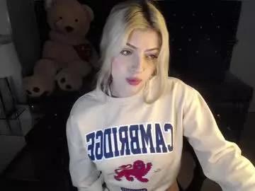 kitty_fox_b from Chaturbate