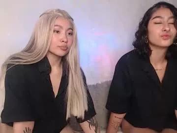kitty_spank19 from Chaturbate
