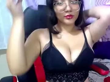 kitty_tits19 from Chaturbate