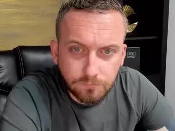 kittydom6969 from Chaturbate
