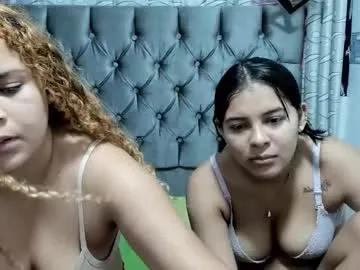 Kittyy_18_ from Chaturbate