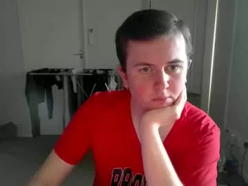 Kiwi_twink21 from Chaturbate