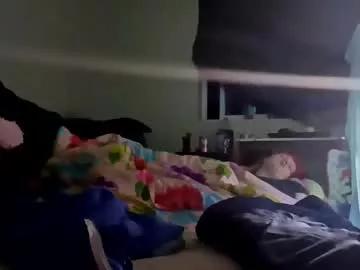 kiwis_stonerpup from Chaturbate