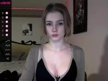 koketka19 from Chaturbate