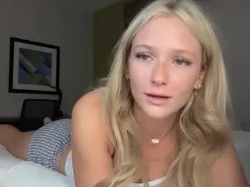 korinaluvv from Chaturbate is Freechat