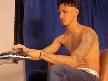 Kriss_edwards from Chaturbate