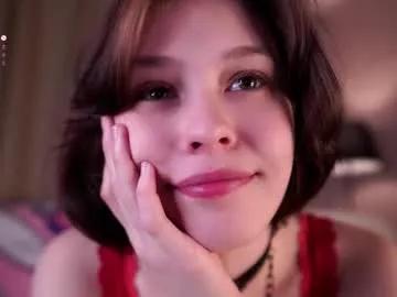 Krissyhei from Chaturbate