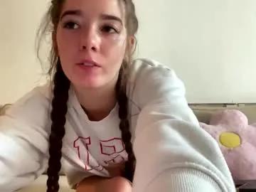 kylieexoxoxo2432 from Chaturbate is Freechat