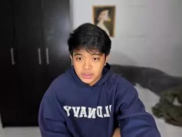 kyll_collins from Chaturbate