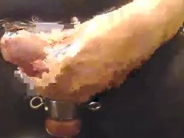L0ngjohnsilv3er from Chaturbate