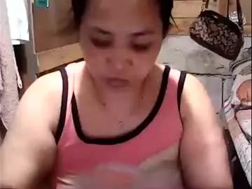Ladybignipples4u from Chaturbate