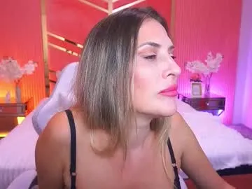 ladyylaura from Chaturbate is Freechat