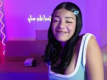 lalalutsy_tay from Chaturbate