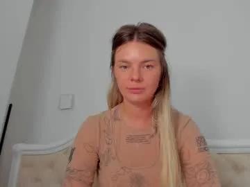 Lallie_ from Chaturbate