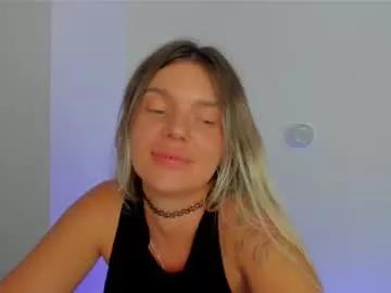 Lallie_ from Chaturbate