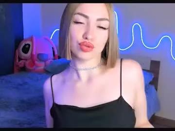 larakrein_lk from Chaturbate