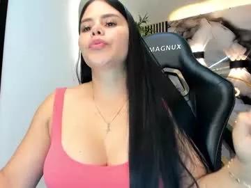 lararoberts_ from Chaturbate