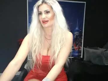 laras_moans from Chaturbate