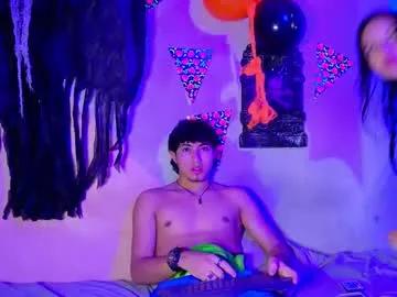 Laura_and_kevin from Chaturbate