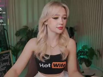 laurawifeness from Chaturbate is Freechat