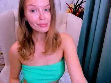 Laurennhill from Chaturbate