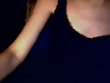 Leilameow97 from Chaturbate