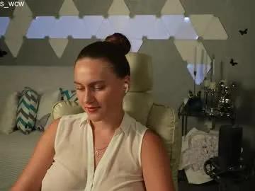 Lesliekorfs from Chaturbate