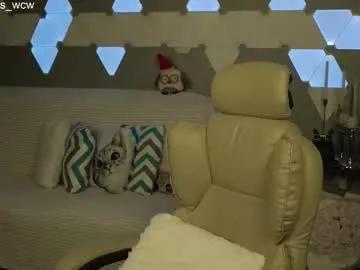 Lesliekorfs from Chaturbate