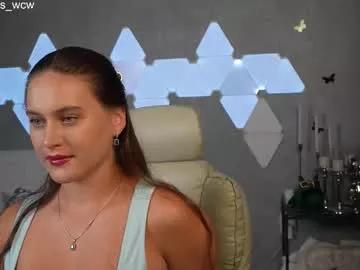 Lesliekorfs from Chaturbate