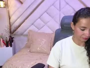 Leslyflorez from Chaturbate