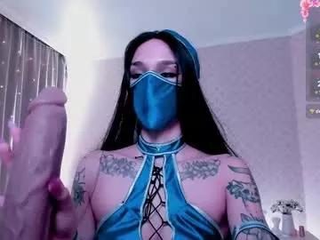 leylanoir from Chaturbate