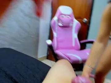 Try our streaming cams variety and talk on a personal level with our adorable girls streamers, showing off their bountiful shapes and dildos.