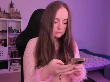 lil_happiness from Chaturbate