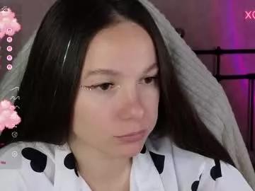 lil_luna_x from Chaturbate