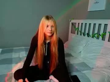 Lil_tasty33 from Chaturbate