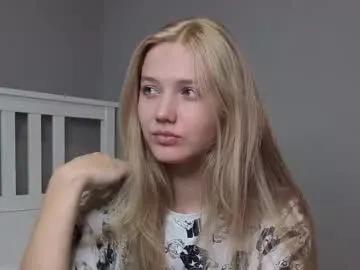 Lil_tasty33 from Chaturbate
