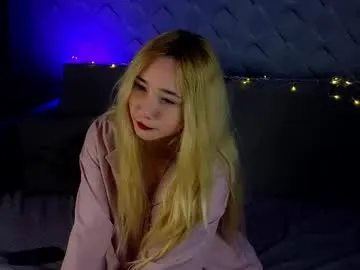 lilcozyvert_ on Chaturbate 