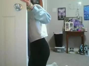Lilfallingangel from Chaturbate