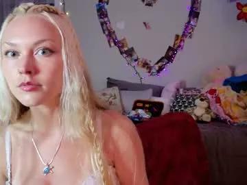 Lilfknsquirt from Chaturbate