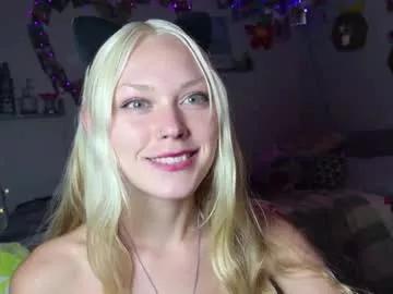 Lilfknsquirt from Chaturbate