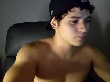lilhotnando from Chaturbate