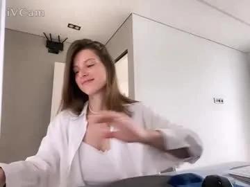 Lili_2905 from Chaturbate