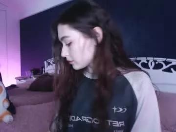 Lili_luuu from Chaturbate