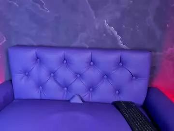 lili_milk20 from Chaturbate