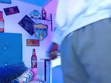 lili_roussi from Chaturbate